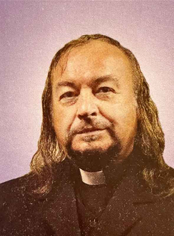 kňaz Ondrej Lajčin