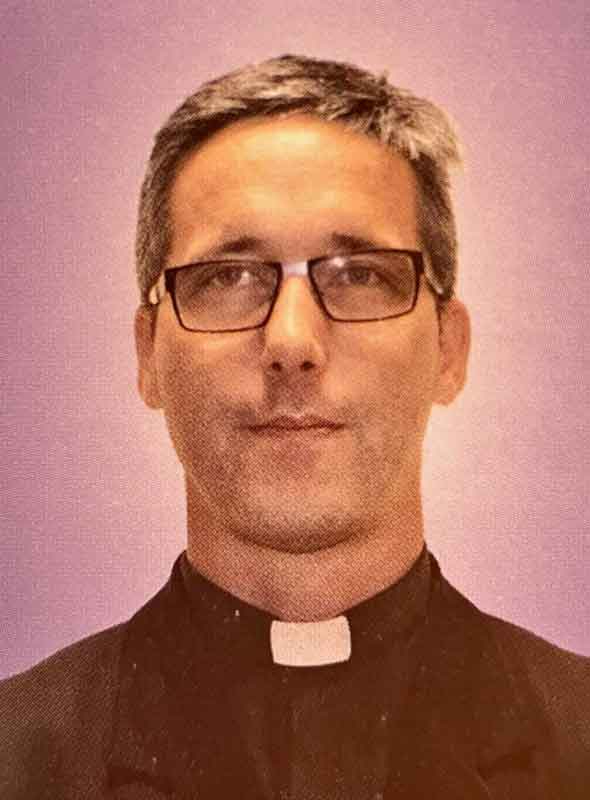 kňaz Róbert Tokár