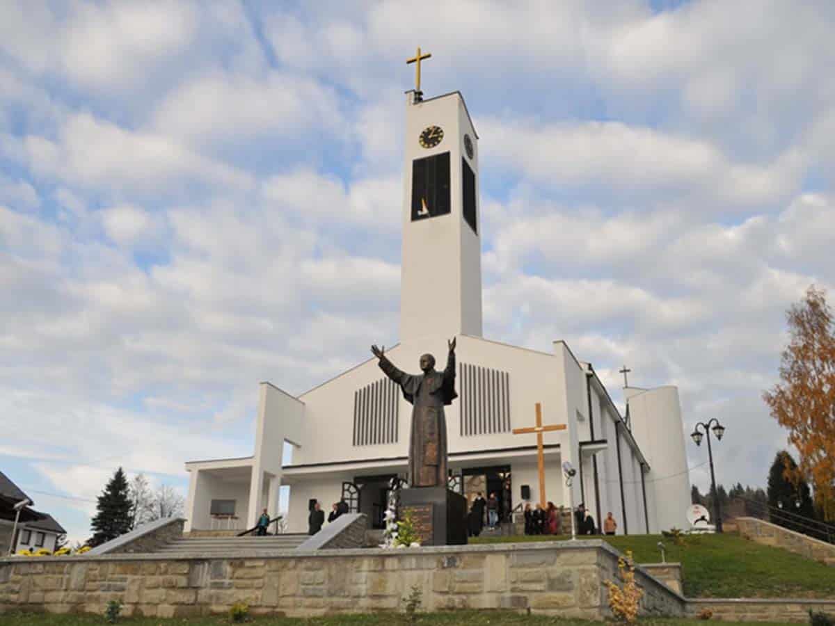 Kostol Najsvätejšieho Srdca Ježišovho v oravskej polhore