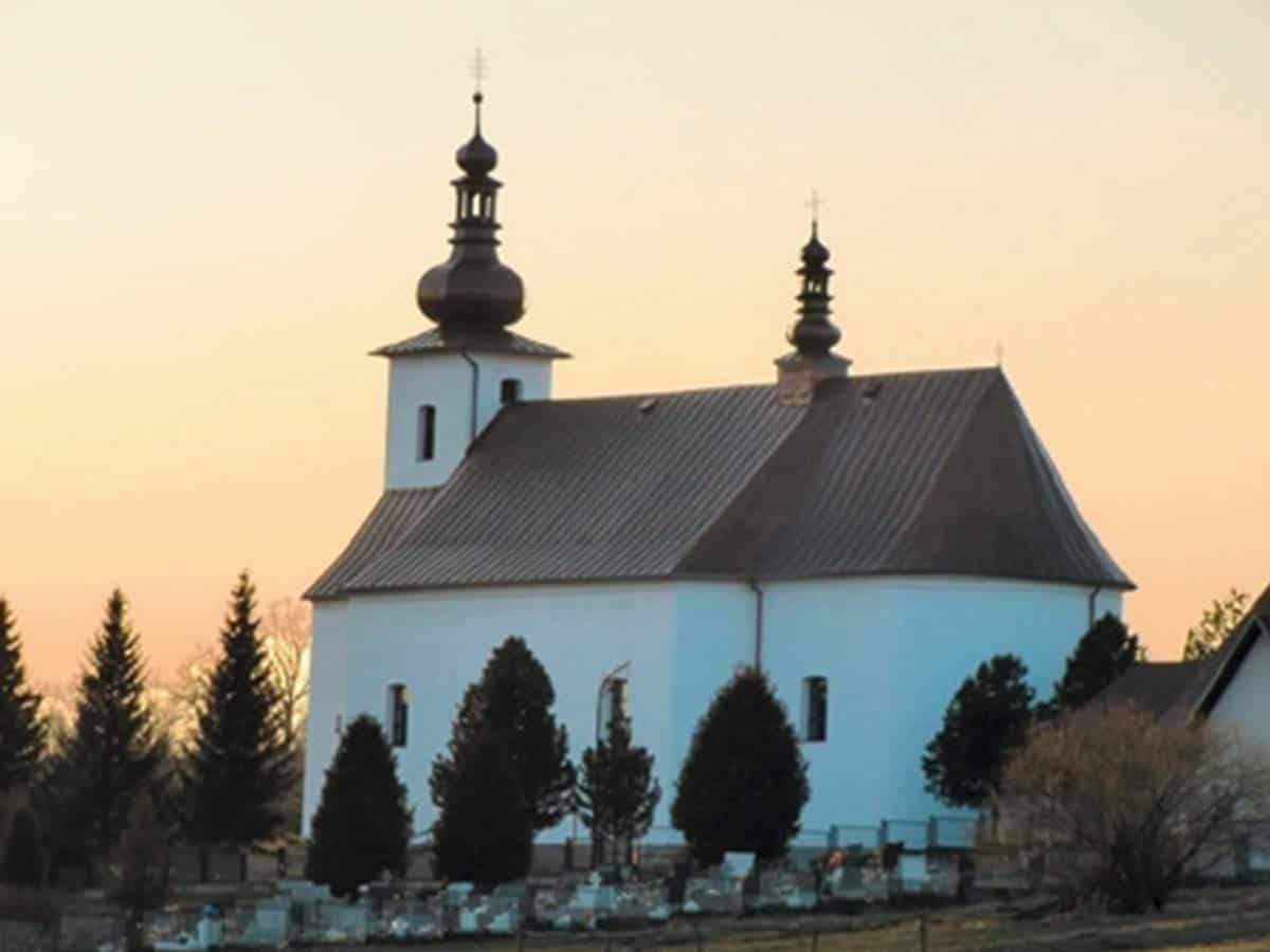 Kostol Všetkých Svätých v rabčiciach